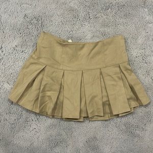 low waisted Aeropostale skirt